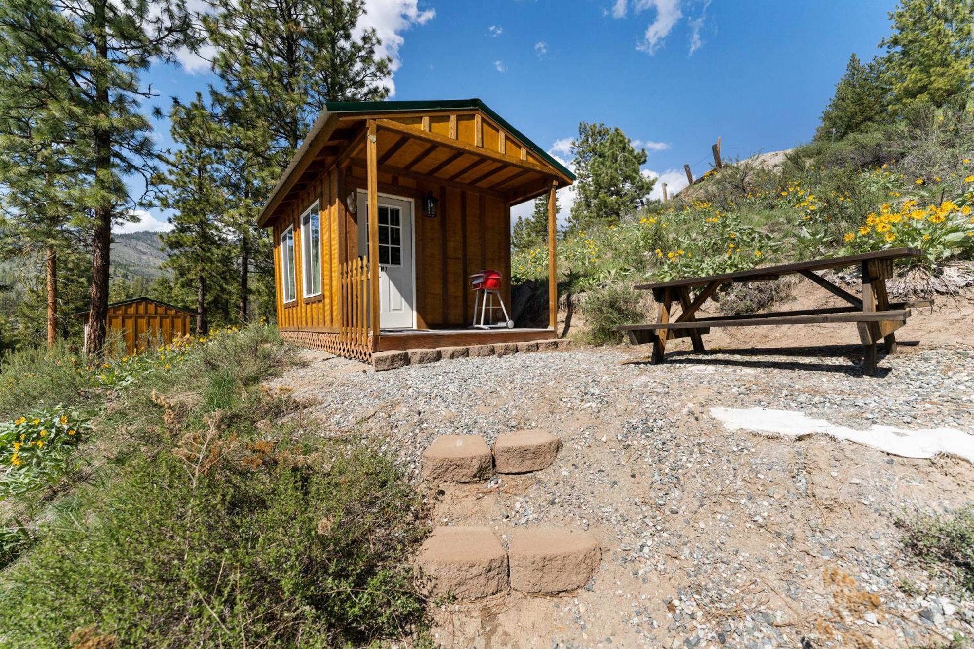 Echo Valley Resort + Cabins Manson Екстериор снимка